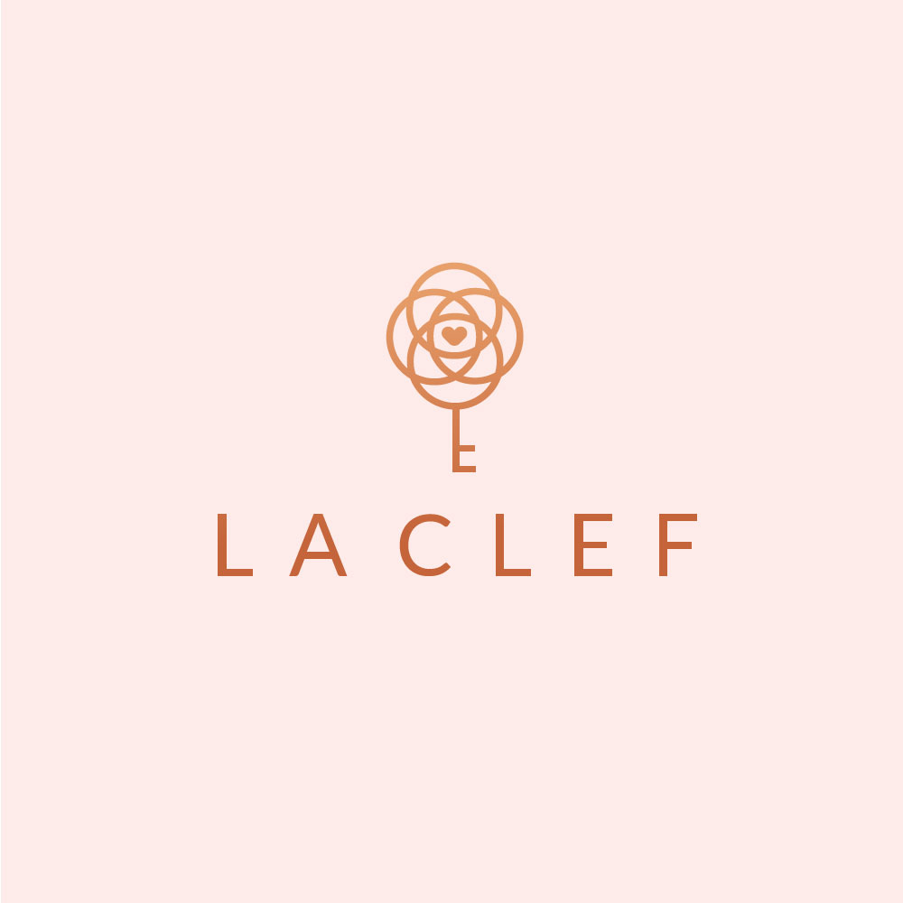 feminine fashion logo icon liza geurts